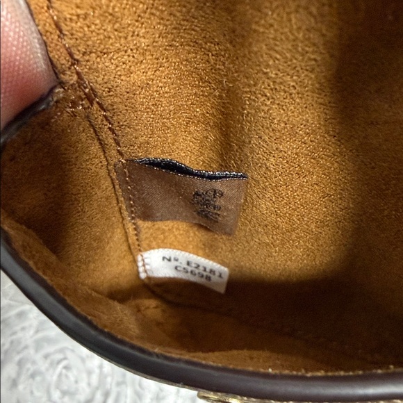 Coach Multi Attachments Case Bag Charm Leather With Gold-Tone Hardware (AirPods) - Picture 8 of 13